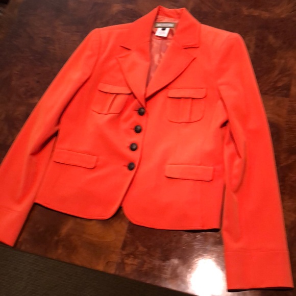Orange jacket - Picture 1 of 1